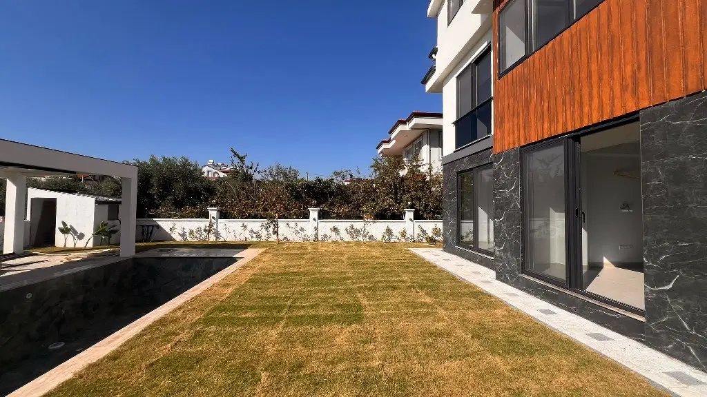 Properties in Karaculha